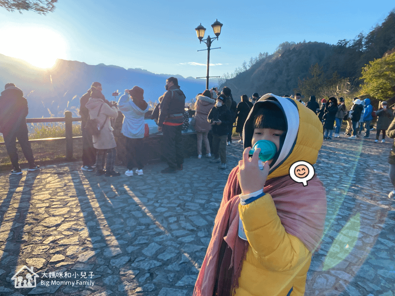 [帶小兒子去雲嘉] 原來阿里山日出是在天亮看並要注意高山症