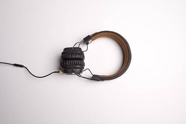 headphone-1868612_960_720