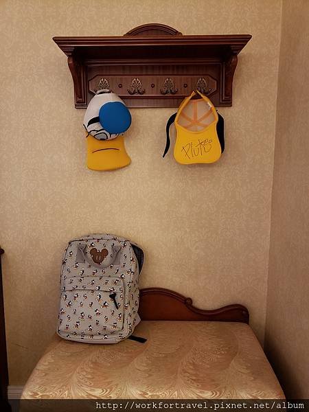 Disneyland Resort_卦帽2.jpg