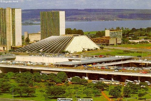 Brazil_National_Theatre_01.jpg