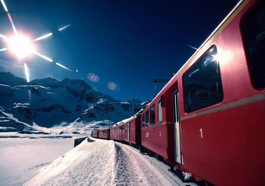 RhaetianRailway_SwissItaly_07.jpg