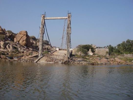 Hampi_India_BridgeCollapsed01.jpg