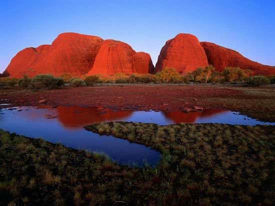 Uluru-kata-Tjuta_Australia_04.jpg