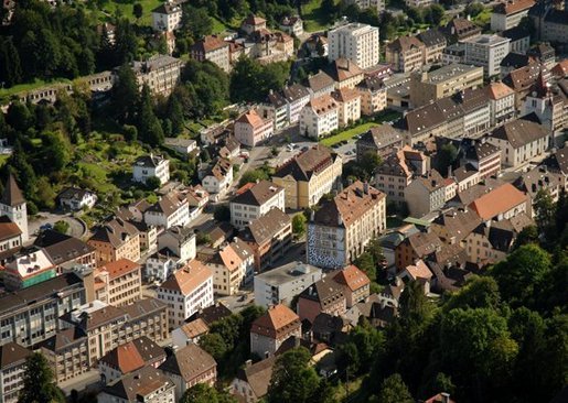 Clock_making_town_Swiss_LaChaux_de_Fonds_02.jpg