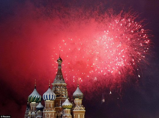 HappyNewYear2010_Moscow_a.jpg