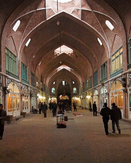 Tabriz_Bazaar_Iran_01.jpg