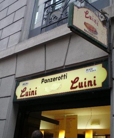 la-celebre-insegna.jpg