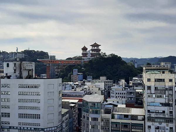 1120730-1返回基隆港