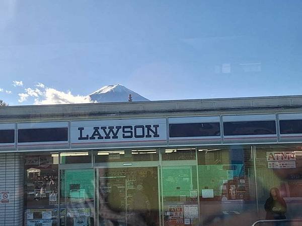 1131117-1富士山LAWSON