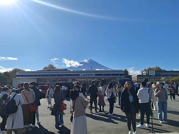 1131117-1富士山LAWSON