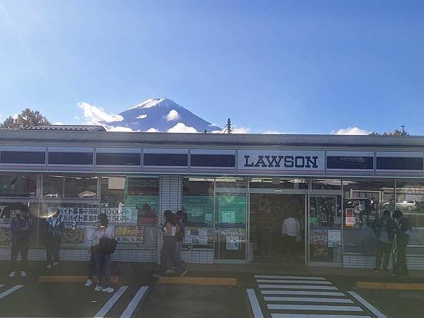 1131117-1富士山LAWSON