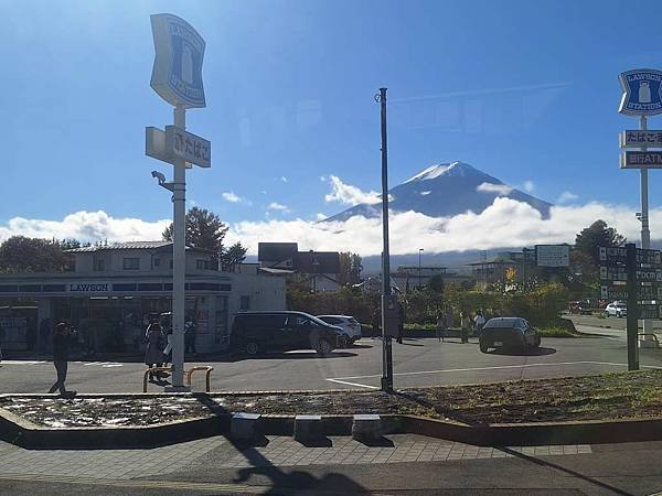 1131117-1富士山LAWSON