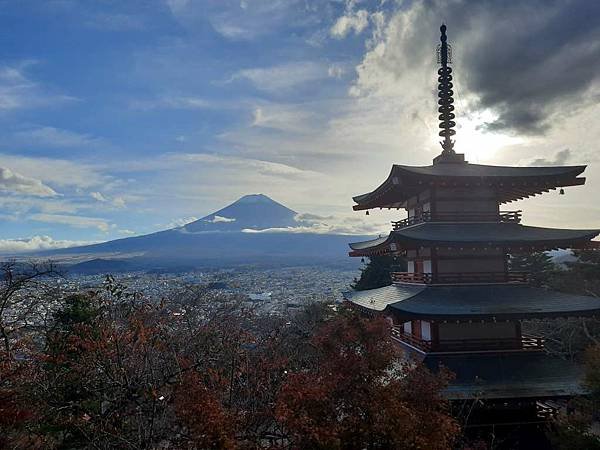 1131117-5新倉山淺間公園