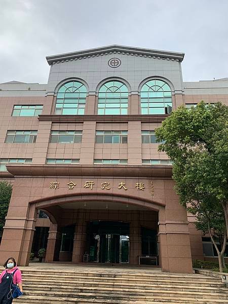 貓貓跟我一起出國去日本，寵物出國有多麻煩 ⁉️