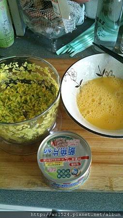 酪梨小松菜洋菇炒肉絲