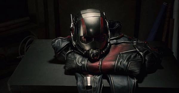 1ant-man-suit