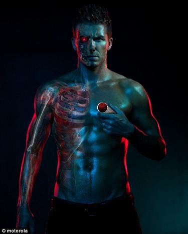 david-beckham-terminator-motorola-s.jpg