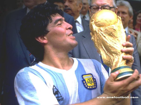 fud_%20diego%20maradona.jpg