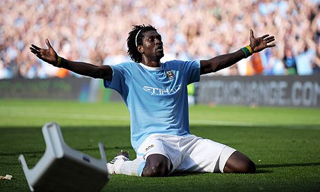 Emmanuel-Adebayor-celebra-002.jpg