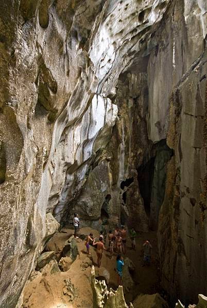 El nido caving