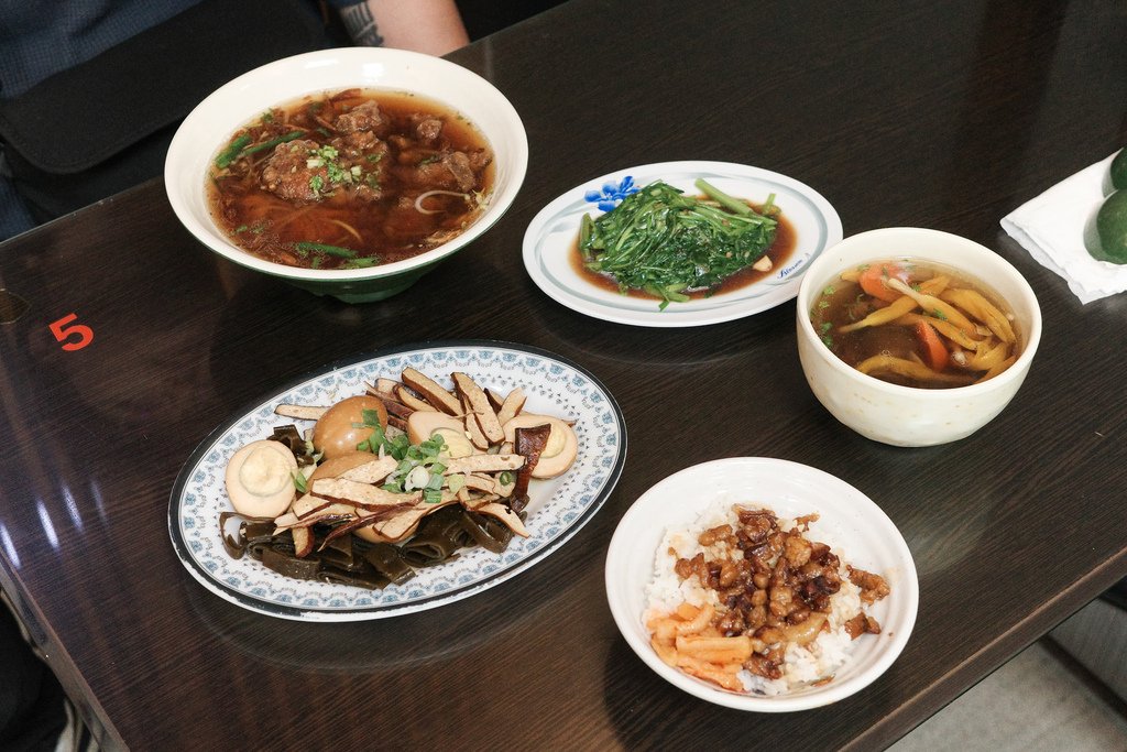 特食 豐原排骨酥麵｜台中大甲｜大甲美食、大甲小吃、大甲餐廳推