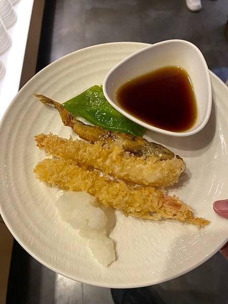 【台北食記】饗食天堂～台北信義店-下午茶吃到飽初體驗，一堆讓