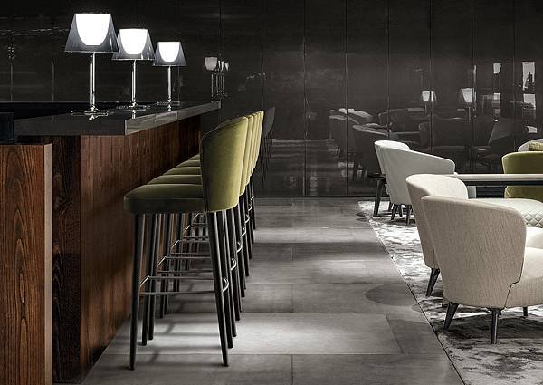 5075_z_ASTON-STOOL-GALLERY.jpg