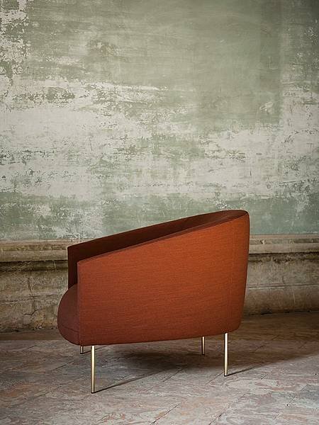 Tacchini-RomaArmchair2.jpg