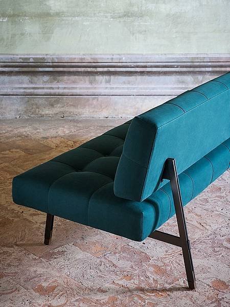 Tacchini-Oliver5.jpg