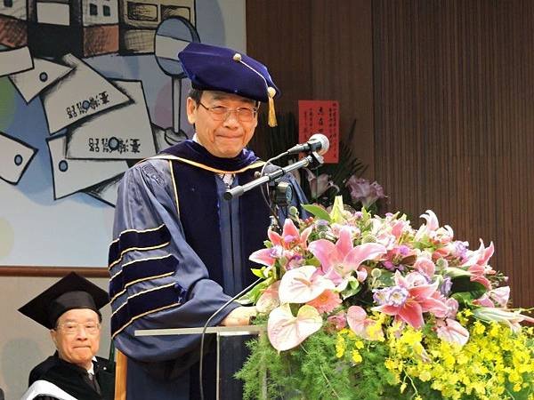 李文華校長勉勵畢業生長存一顆感恩的心.jpg