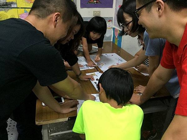 小小中醫營教小朋友認識藥材。-800.jpg