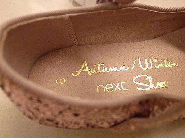 NEXT shoes_3