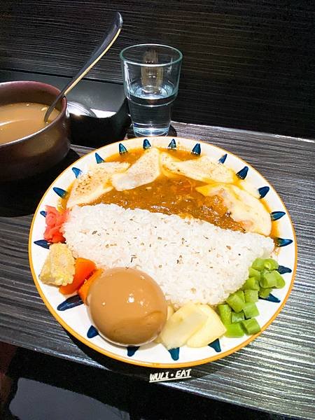 [食記]  【三重美食】樂窩love World咖哩-特色辛