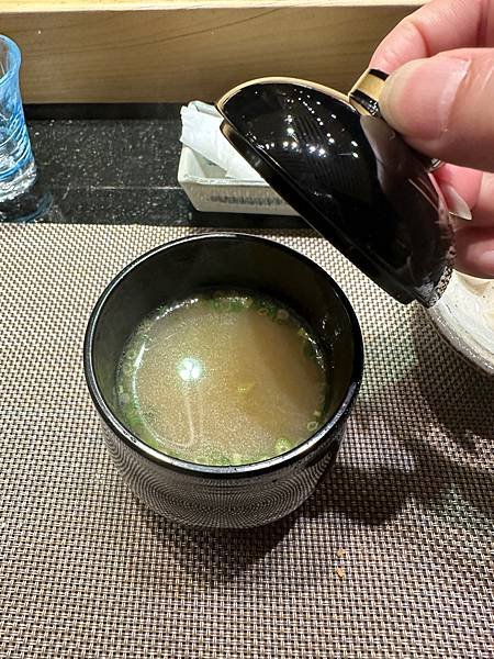 《高雄美食》隱身飯店裡的無菜單日本料理，餐點高水準呈現，慶生