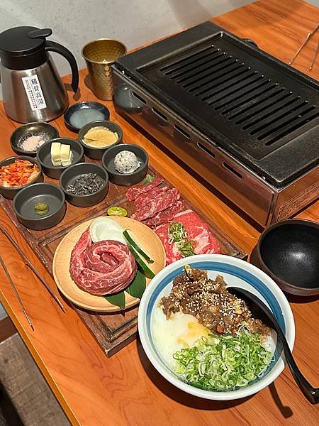 超長燒肉30公分長一人獨享，小泉SHIVA一人前燒肉專門店