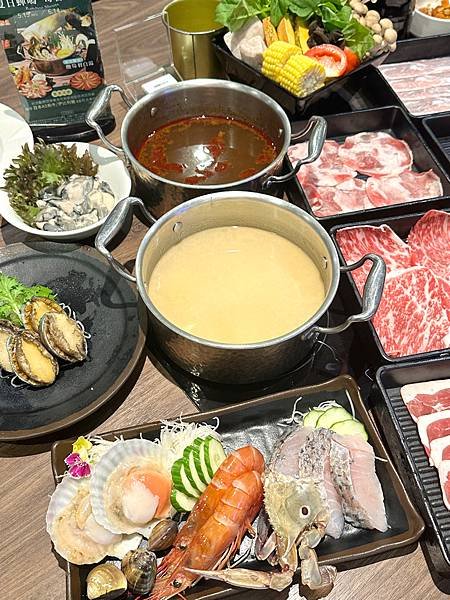 澎拜生猛海鮮火鍋吃到飽，還有飯店自助餐～木櫃工廠創意鍋物