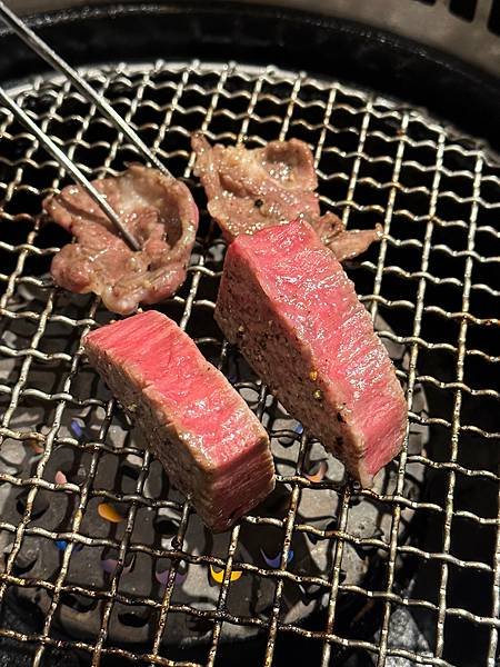 逛街逛累就到池袋東武百貨樓上的頂級燒肉吃燒肉～Yakinik