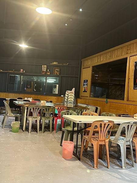 金黃烤雞不需到深山才吃得到，市區有飄香味～文·茶園