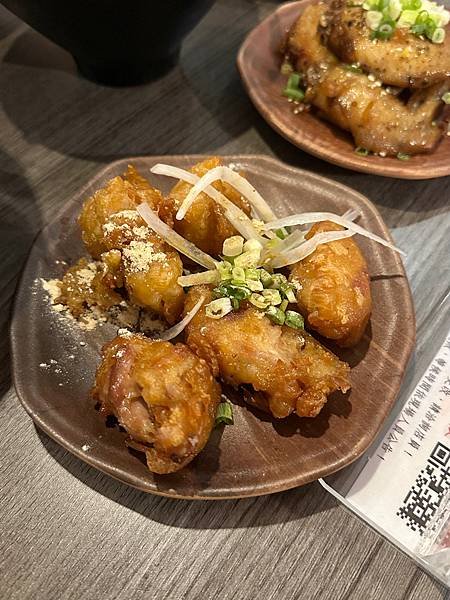 肉控必吃的平價丼飯～牛丁次郎坊高雄明仁店