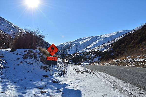 Crown Range Road