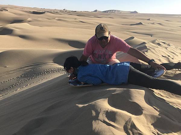 Sandboarding, Huacachina