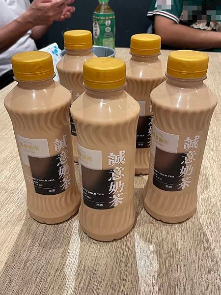【新北 新莊】品都串燒攤 新莊｜超熱門串燒攤 人氣排隊名店 