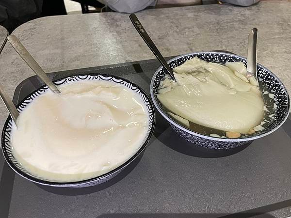 【桃園 大溪】賴媽媽豆花 和平老街店｜鮮奶豆花 黑豆花