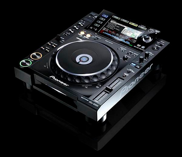 CDJ-2000_Blog_11X1派對娛樂燈光音響出租 燈出租 音響出租 舞台燈出租 電腦燈出租 追蹤燈出租 雷射燈出租 爆閃燈出租 雪花 機出租 煙霧機出租 泡泡機出租 PAR燈出租 水紋燈出租 油紋燈出租  效果燈出租 DJ器材出租 音響出租 喇叭出租 派對包場.2