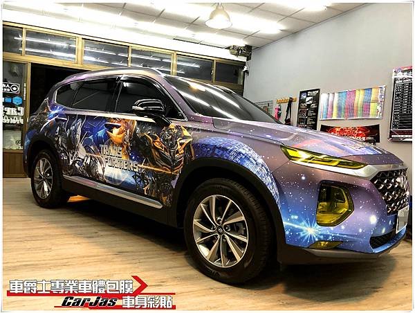 HYUNDAI SANTA FE 山土匪 客製化變形金剛全車車身彩貼、高亮黑車頂＆後視鏡、車燈燻黑改色包膜