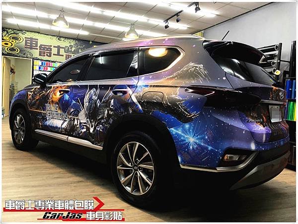 HYUNDAI SANTA FE 山土匪 客製化變形金剛全車車身彩貼、高亮黑車頂＆後視鏡、車燈燻黑改色包膜