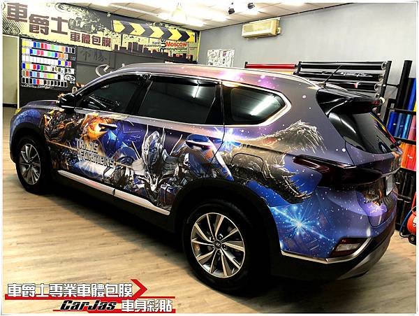 HYUNDAI SANTA FE 山土匪 客製化變形金剛全車車身彩貼、高亮黑車頂＆後視鏡、車燈燻黑改色包膜