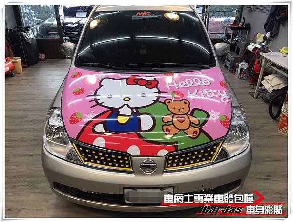 NISSAN TIIDA 客製化 KITTY 引擎蓋彩貼