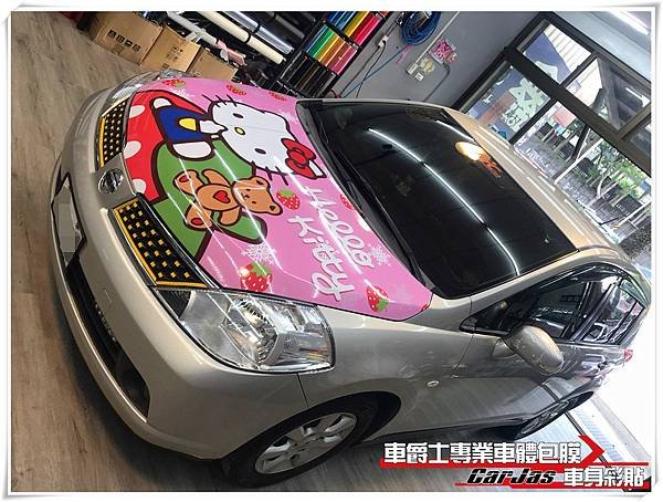 NISSAN TIIDA 客製化 KITTY 引擎蓋彩貼