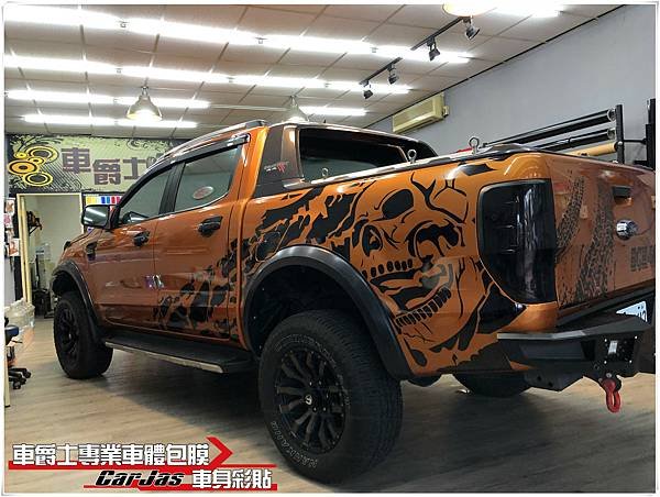 FORD RANGER 客製化運動線條車身彩貼